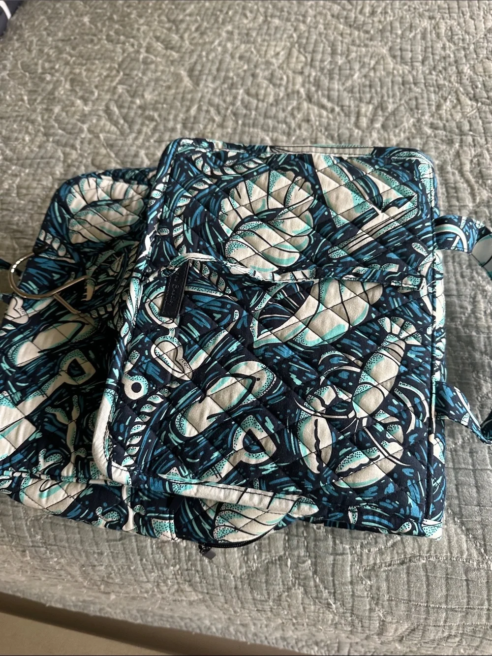Vera Bradley Teal & Navy Quilted Hanging Organizer